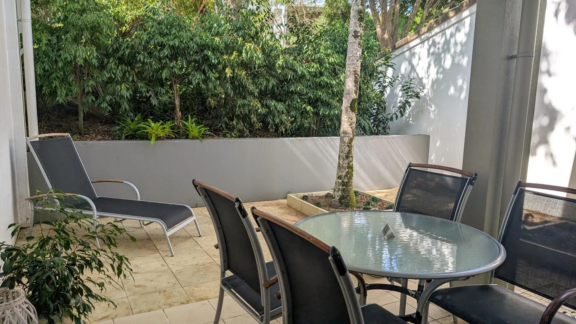 Eagle View - Noosa Springs Apartment